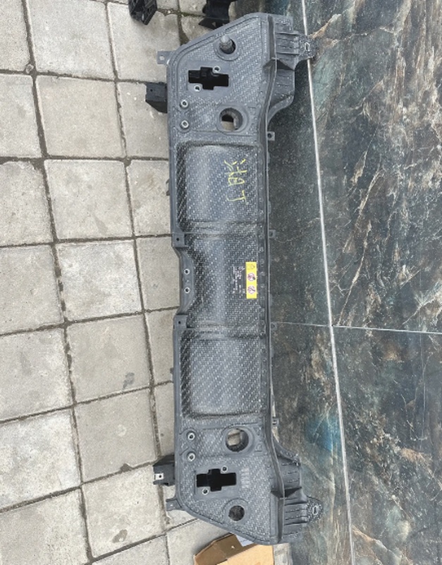 Передний Панель Mercedes GLE W167